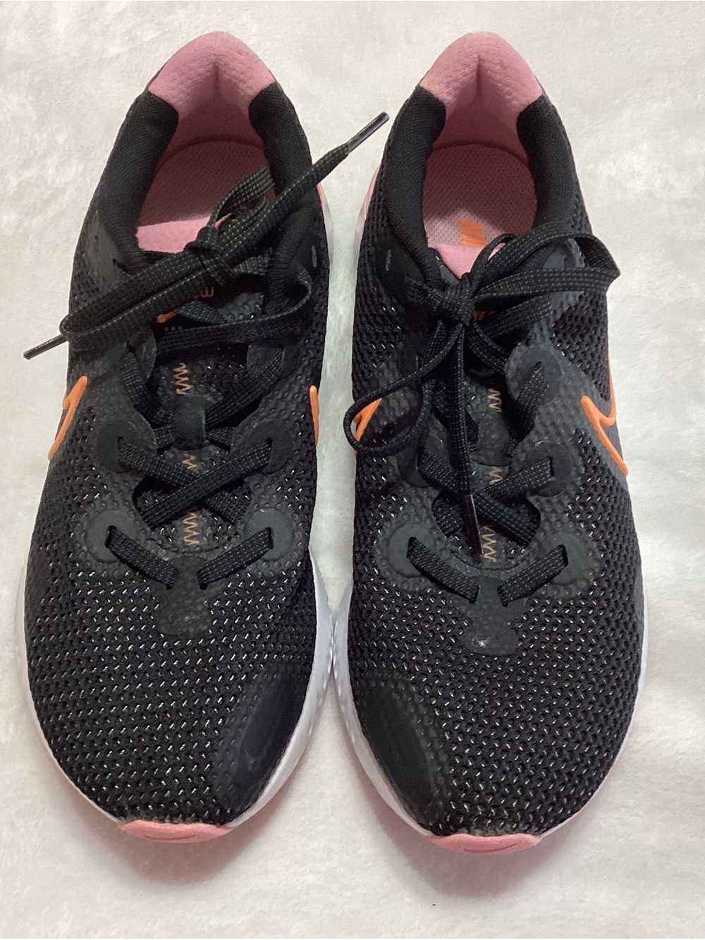 Women’s Nike Renew Black Pink Running Shoes Sneakers CK6360-001 Size 8